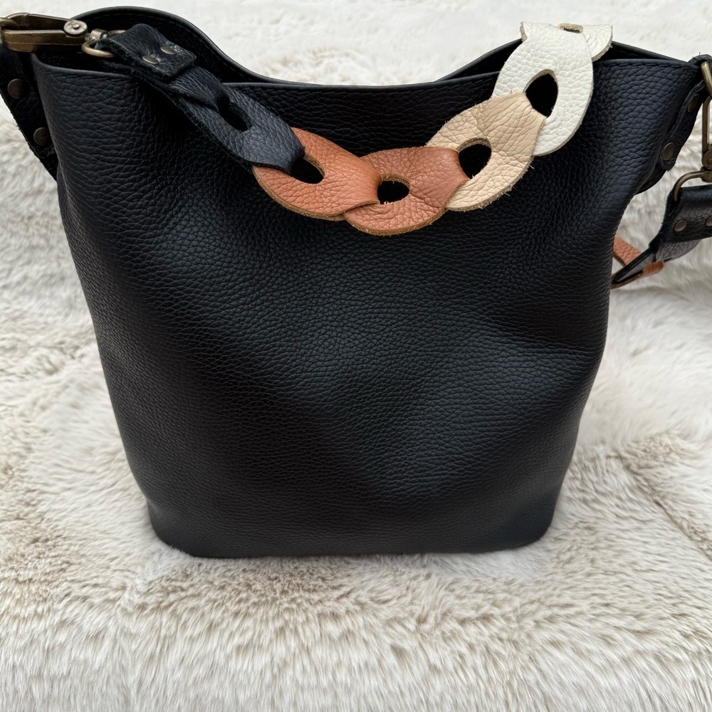 CRUSH Leather Goods MAE Black Leather Bucket Bag - Picture 7 of 13
